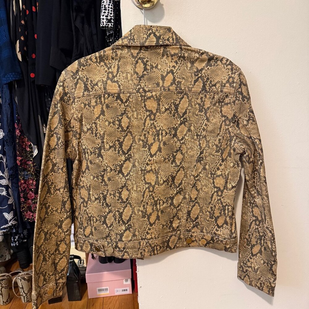 FRAME Le Vintage Jacket in Coated Python - Picture 9 of 14